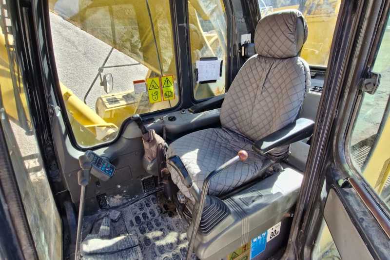 OmecoHub - Immagine KOMATSU PC600-6